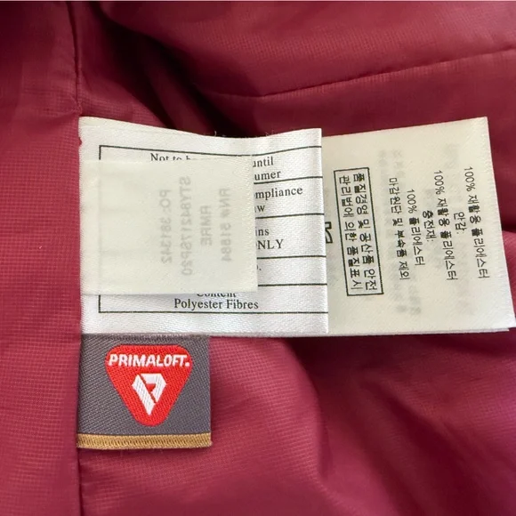 Patagonia Nano Puff size SMALL in Roamer Red with contrasting zippers. - Picture 8 of 8